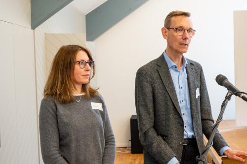 20251017 Julia Stefan am Rednerpult (c) Reimo Schaaf