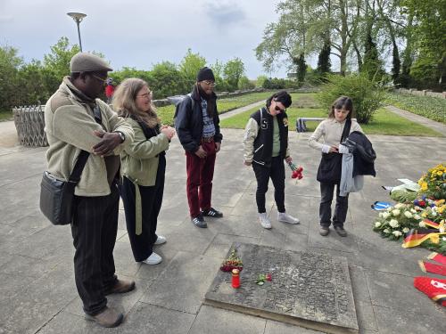 20260506 Multiperspektif Ehrenfriedhof